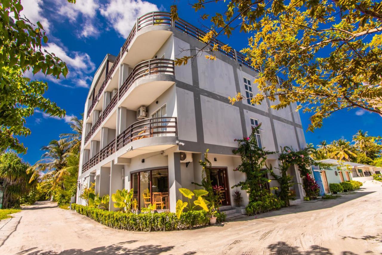 Отель Dhiguveli Breeze Дигура Экстерьер фото